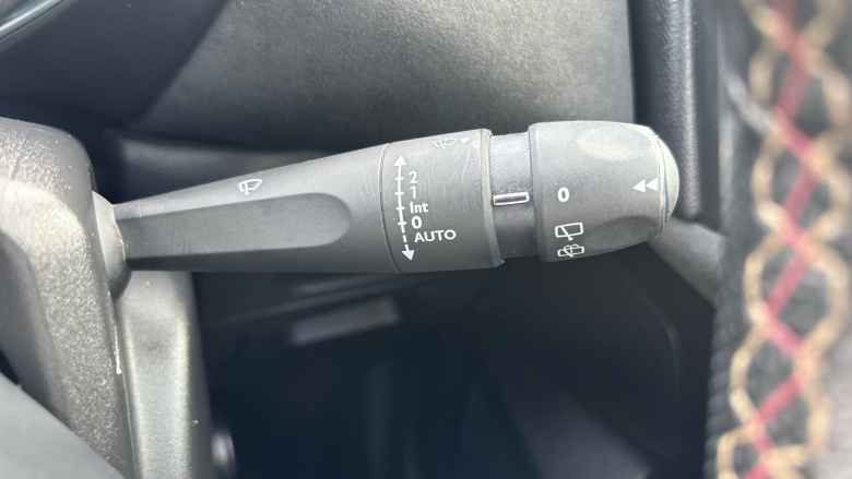 DS 3 Crossback 100kW E-TENSE Performance Line 50kWh 5dr Auto Electric 